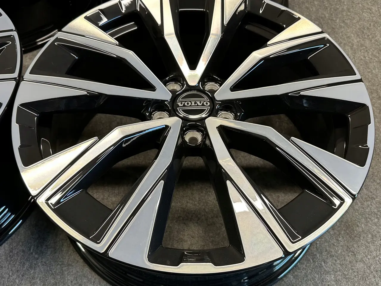 Billede 6 - ALUFÆLGE VOLVO XC60 XC40 7,5Jx19 ET50,5