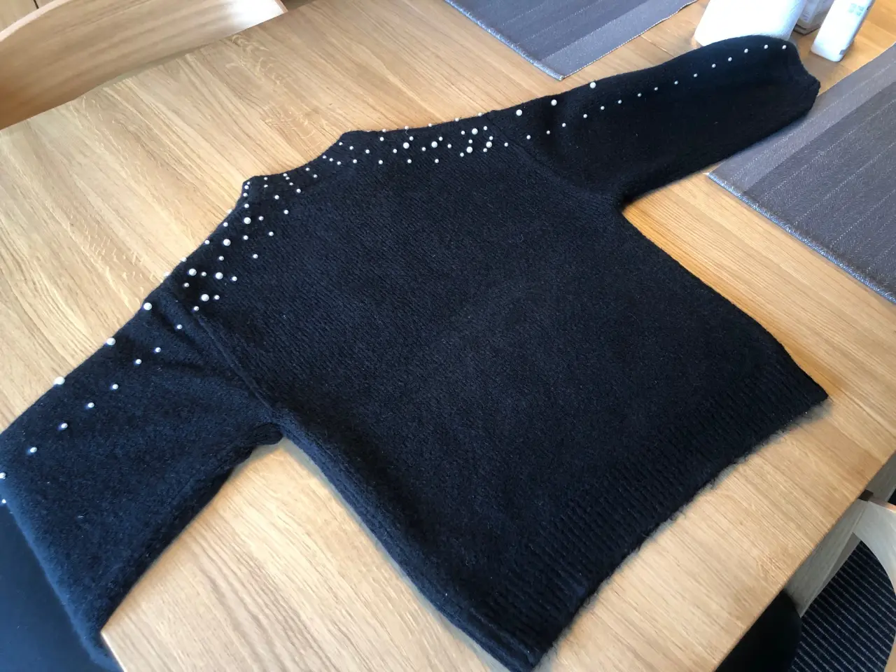 Billede 4 - Lækker blød perlebesat sweater fra FREE/QUINT