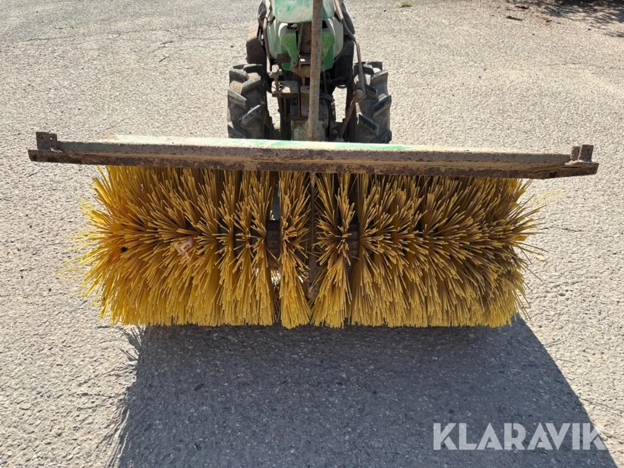 Billede 10 - 2-hjulet traktor Ferrari 330 med kost