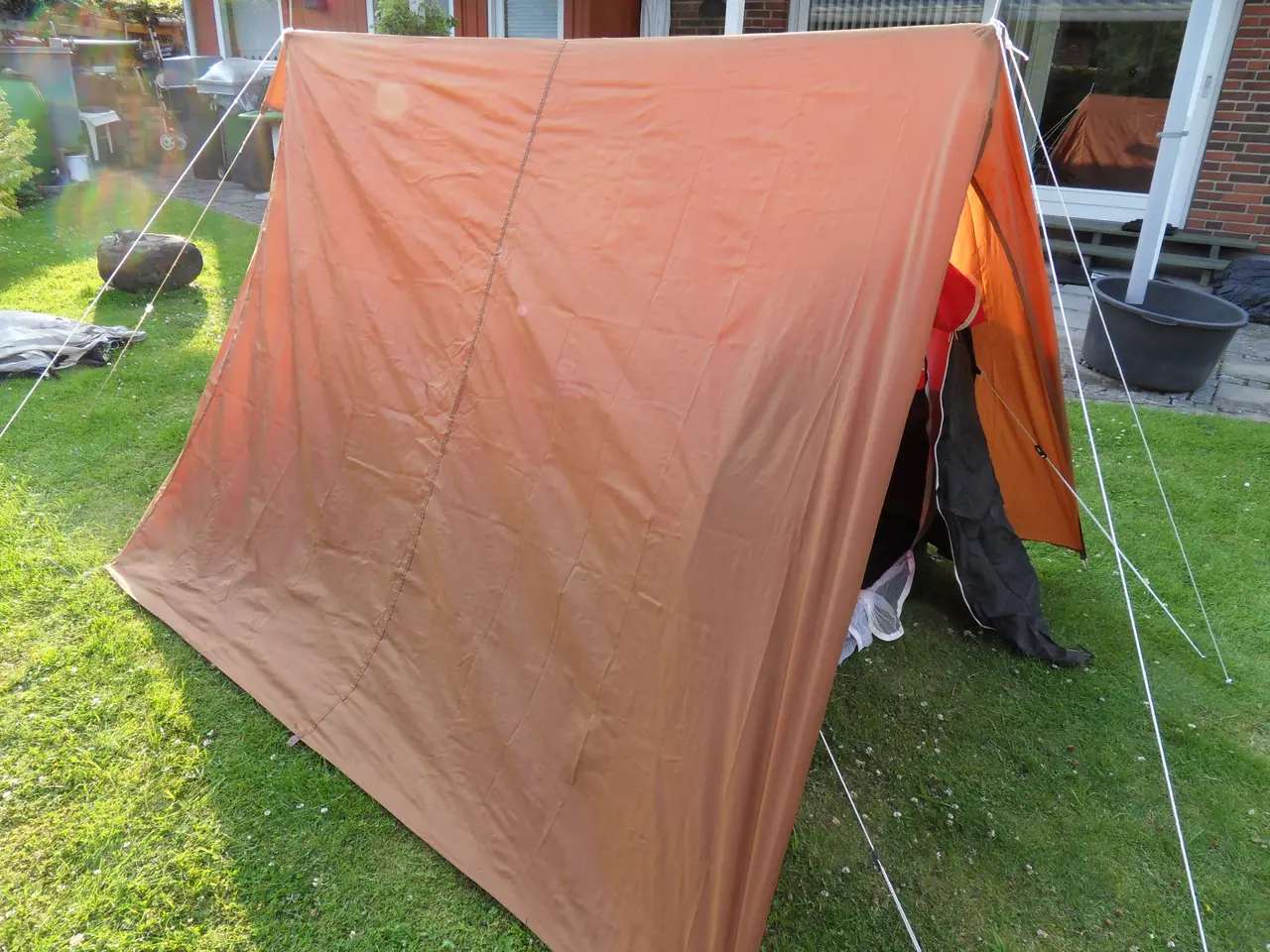 Billede 1 - TELT TIL FESTIVAL / CAMPING til 3 personer