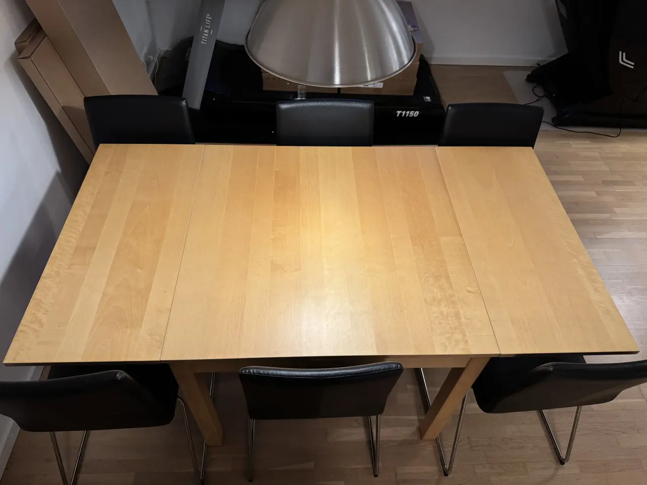 Billede 4 - Spisebord med seks stole