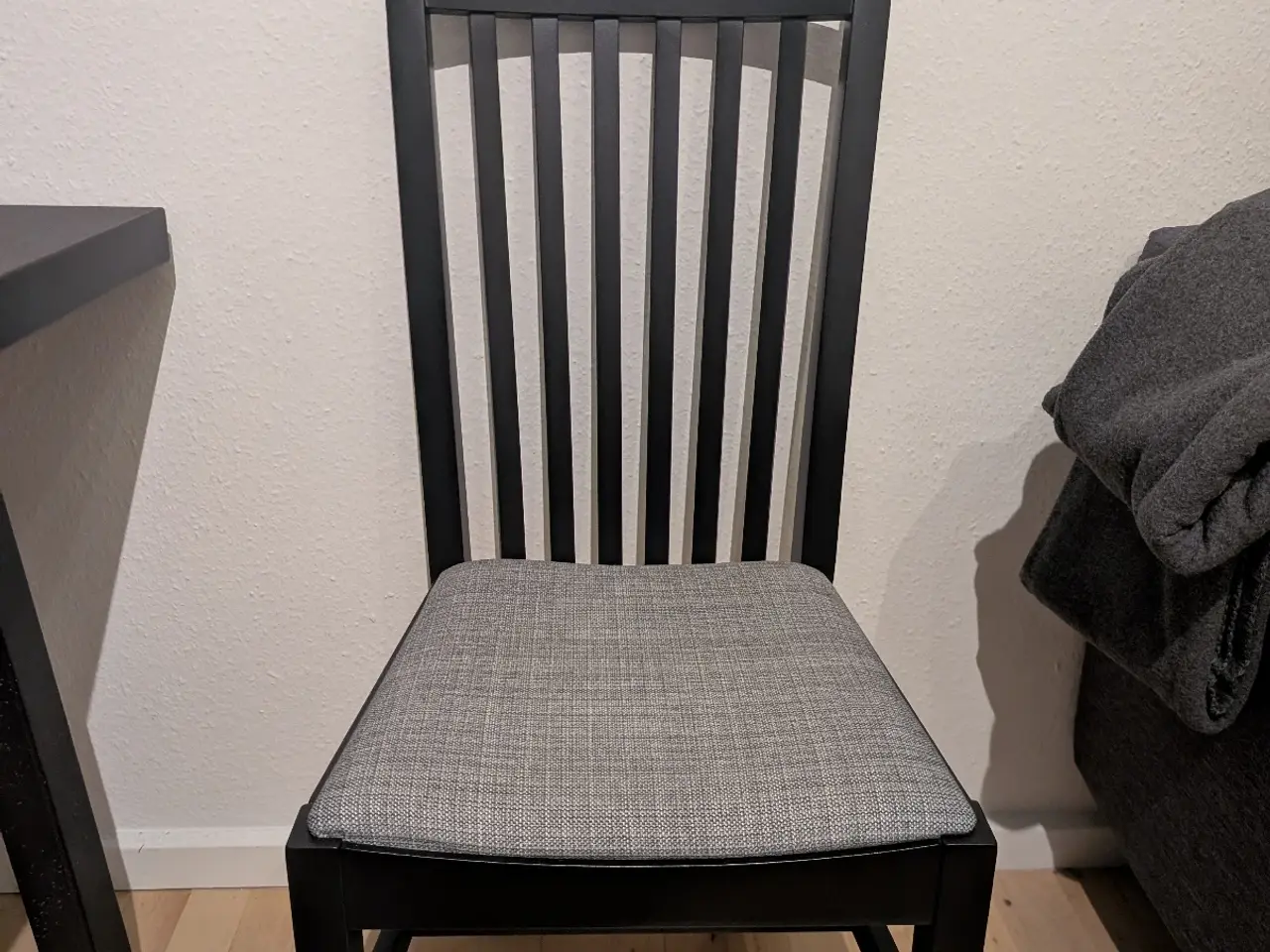 Billede 6 - Spisebord med stole