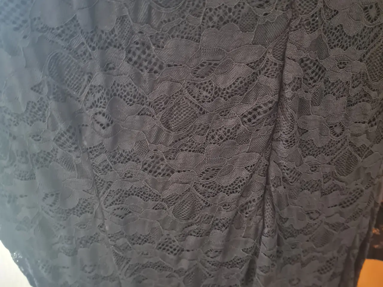 Billede 7 - Zizzi Ny sort blonde kjole str xl 54 