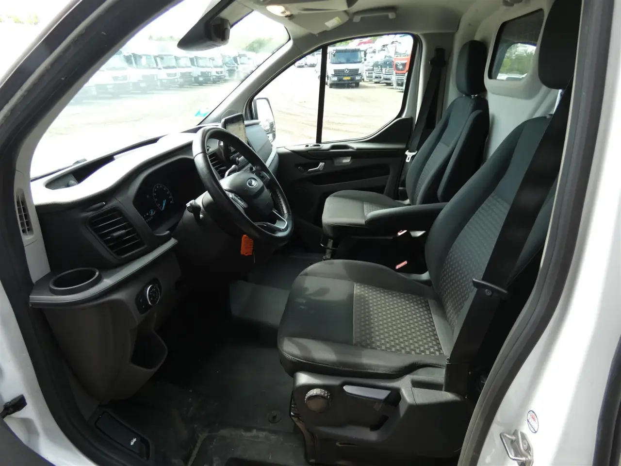 Billede 8 - Ford Transit Custom 340 L2H1 2,0 TDCi Trend 130HK Van 6g Aut.