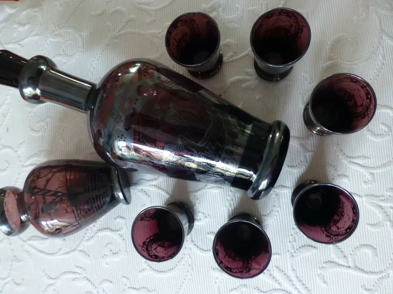 Billede 1 - Karaffesæt i Lilla/Sølv M/6 Glas