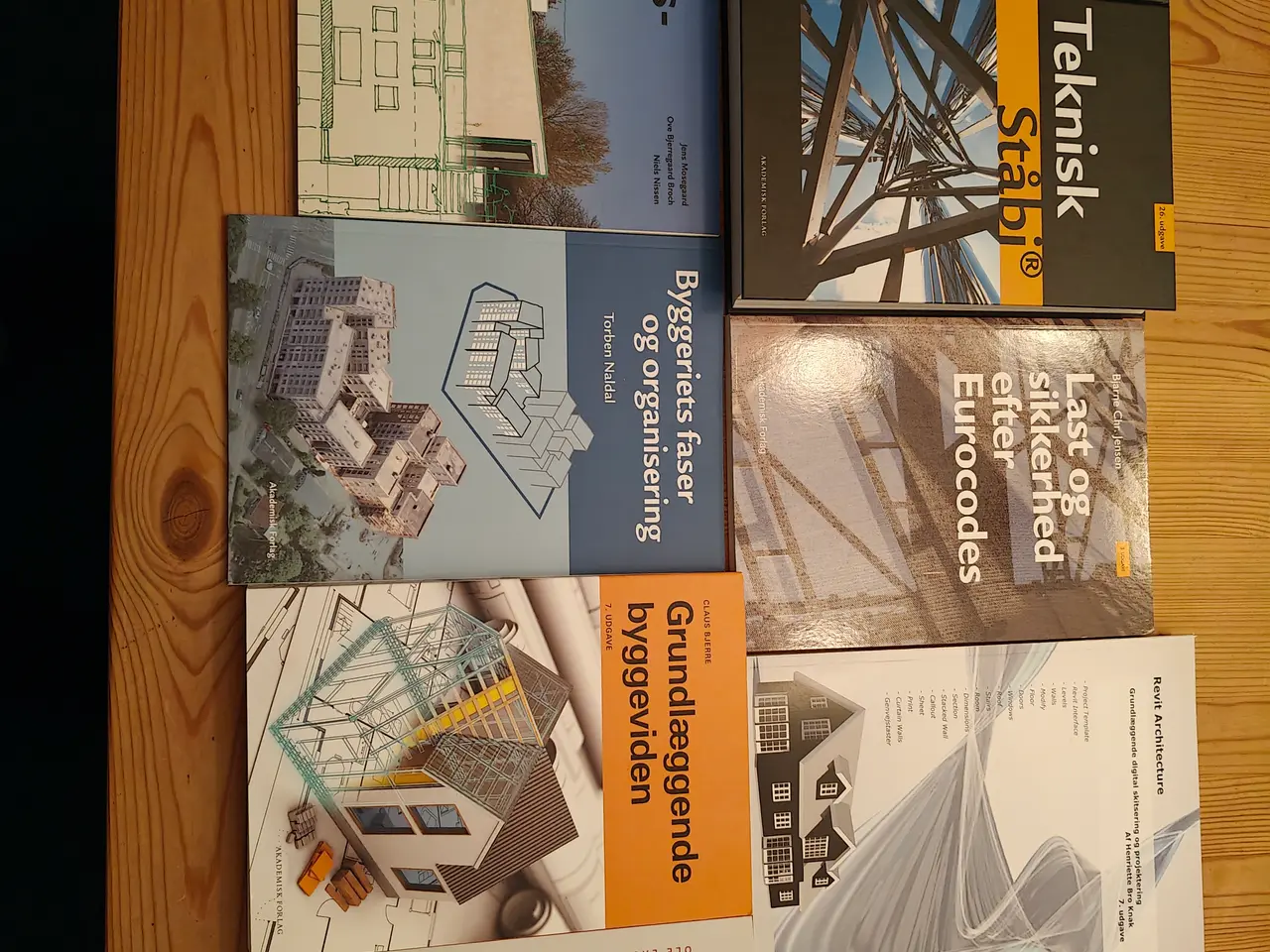 Billede 1 - Bogpakke Bygningskonstruktør 1 semester