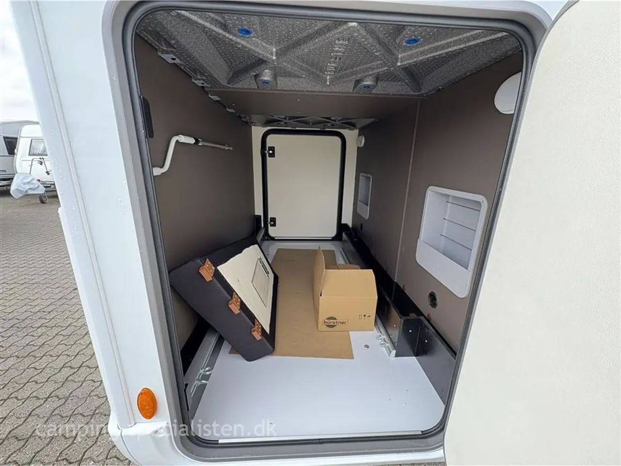 Billede 18 - 2026 - Bürstner B66 TD 690   NYHED! Bürstner B66 TD 690 2026 kampagnemodel - Kommer til forår 2026 hos Camping-Specialisten.dk