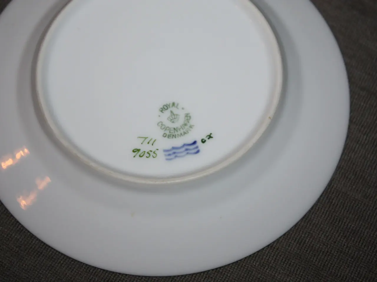 Billede 5 - Royal Copenhagen Brun Iris kopper