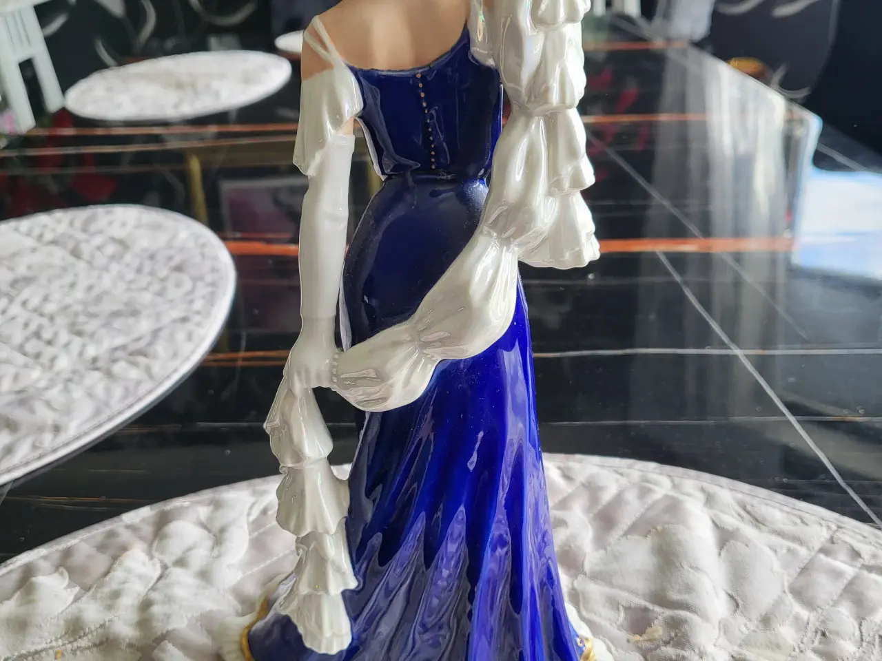 Billede 2 - DIANA VREELAND Figur