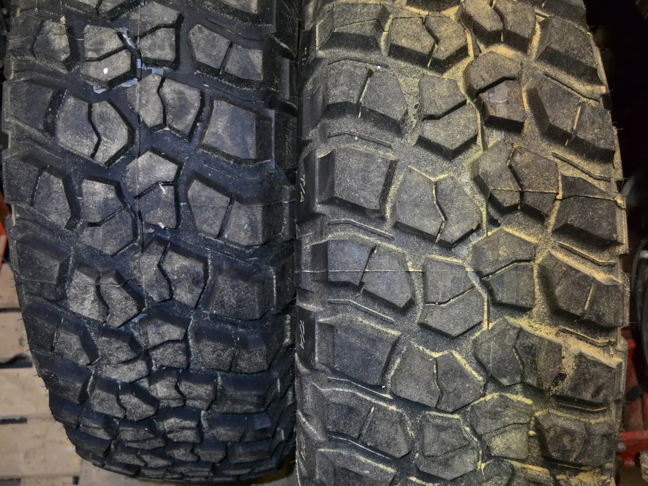 Billede 4 - 37 / 12,50 x 17 BFGoodrich Mud-Terrain T/A KM3