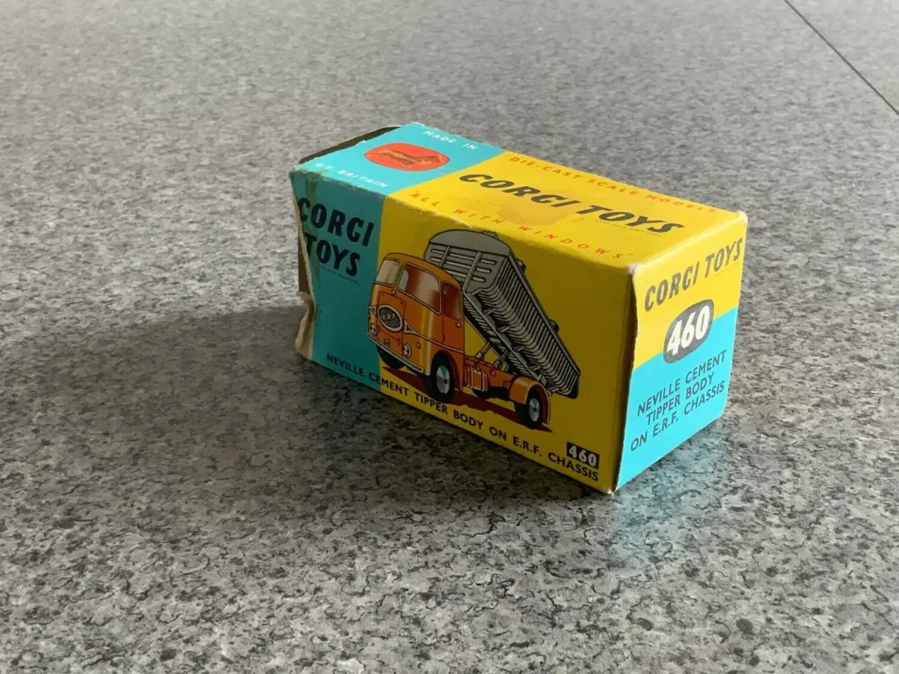 Billede 8 - Corgi Toys 460 Neville Cement Tipper Body E.R.F.