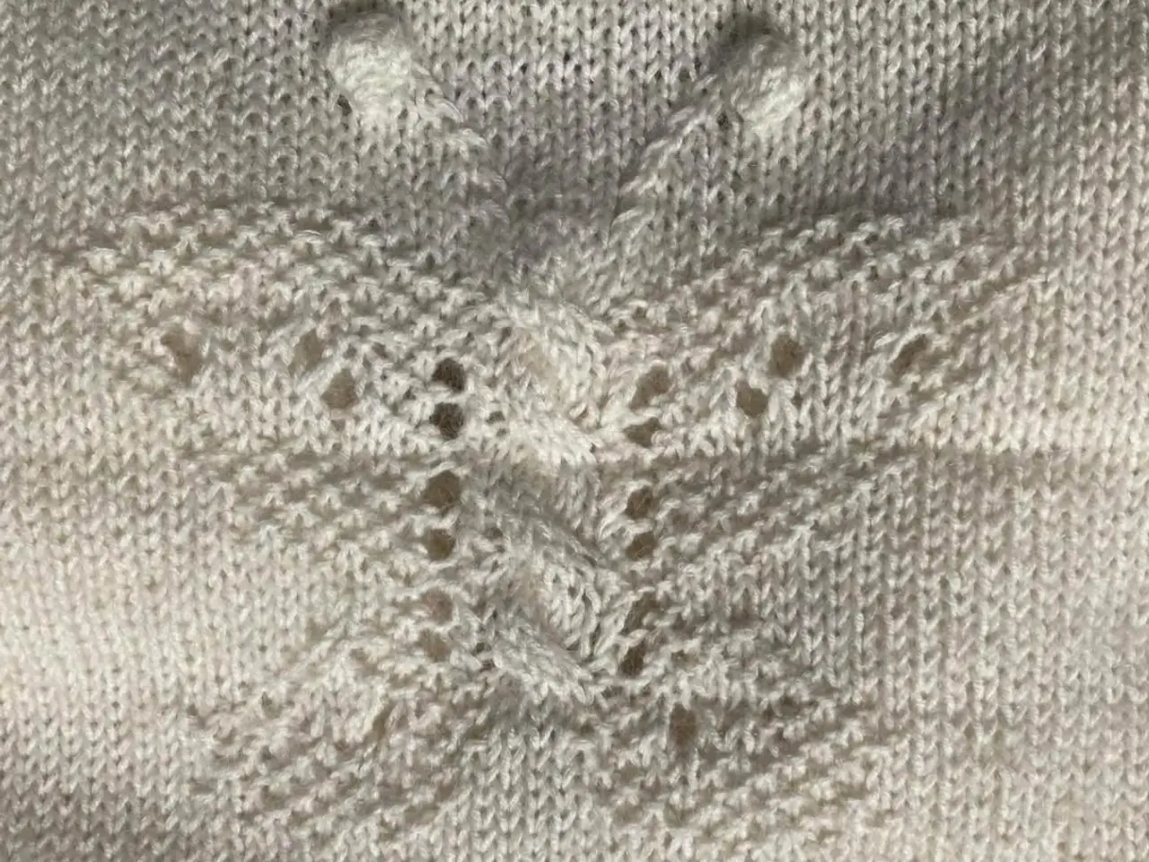 Billede 5 - Strikket cardigan sælges
