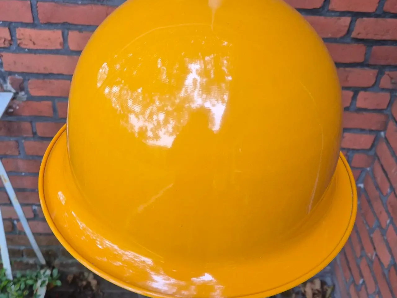 Billede 7 - Finurlig solgul retrolampe i svensk design