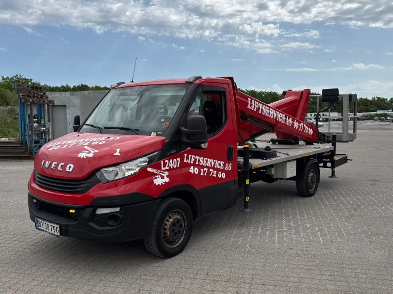 Billede 1 - Iveco 35S12 liftbil