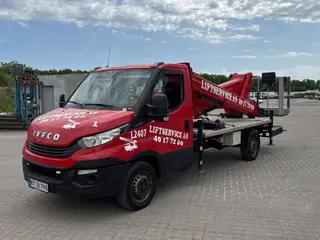 Iveco 35S12 liftbil