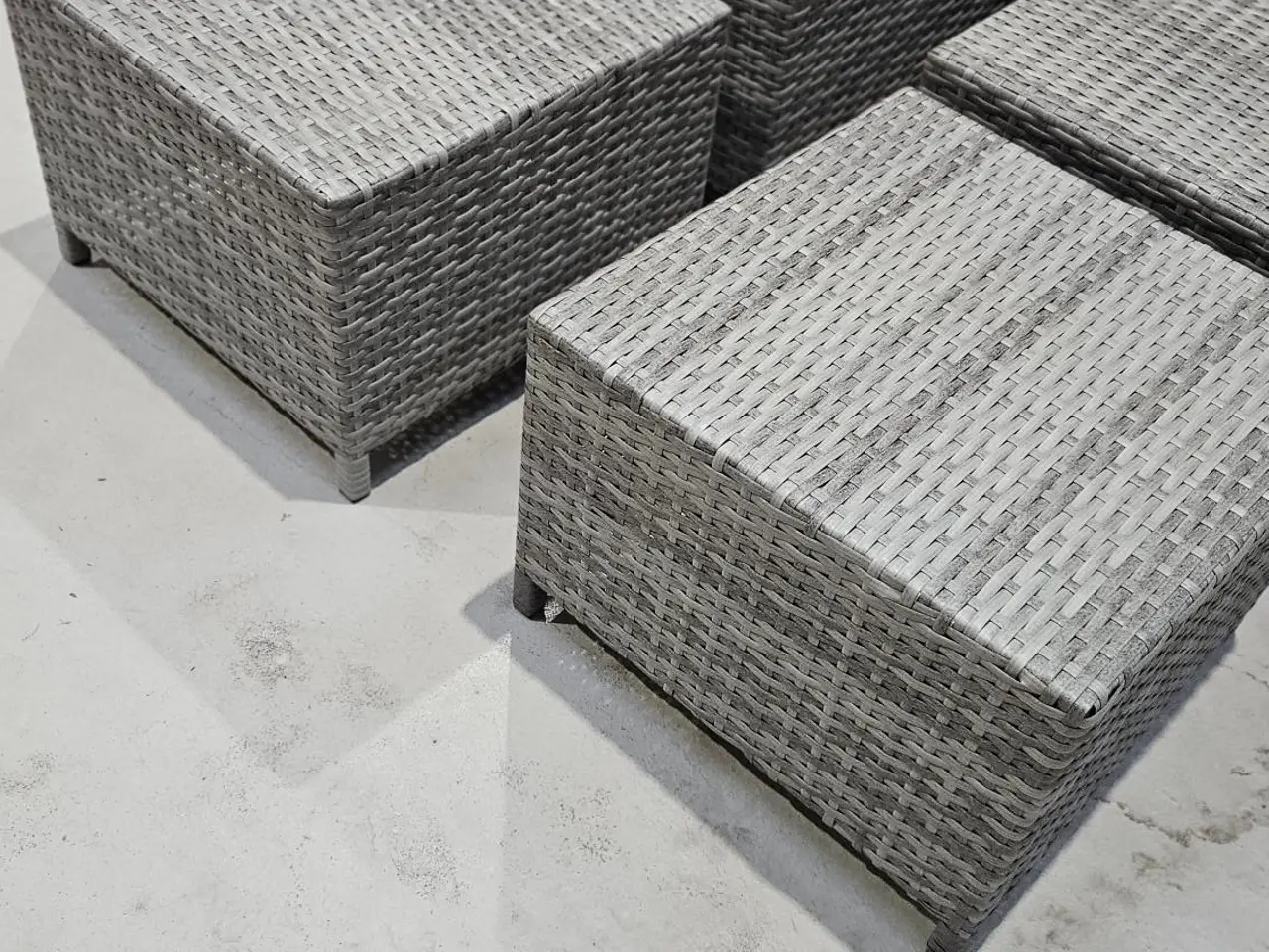 Billede 7 - 8 loungestole / 2 loungeborde – helt ubrugte