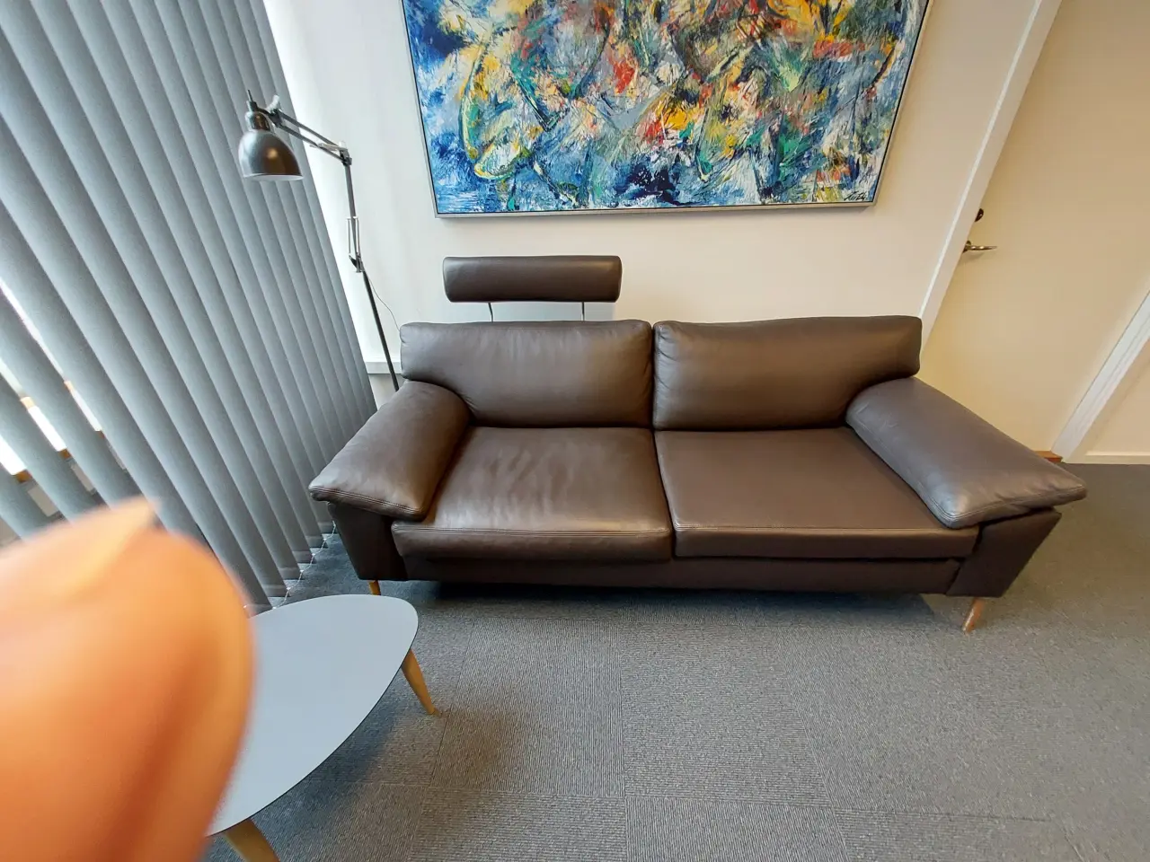Billede 1 - Brun lædersofa - som ny