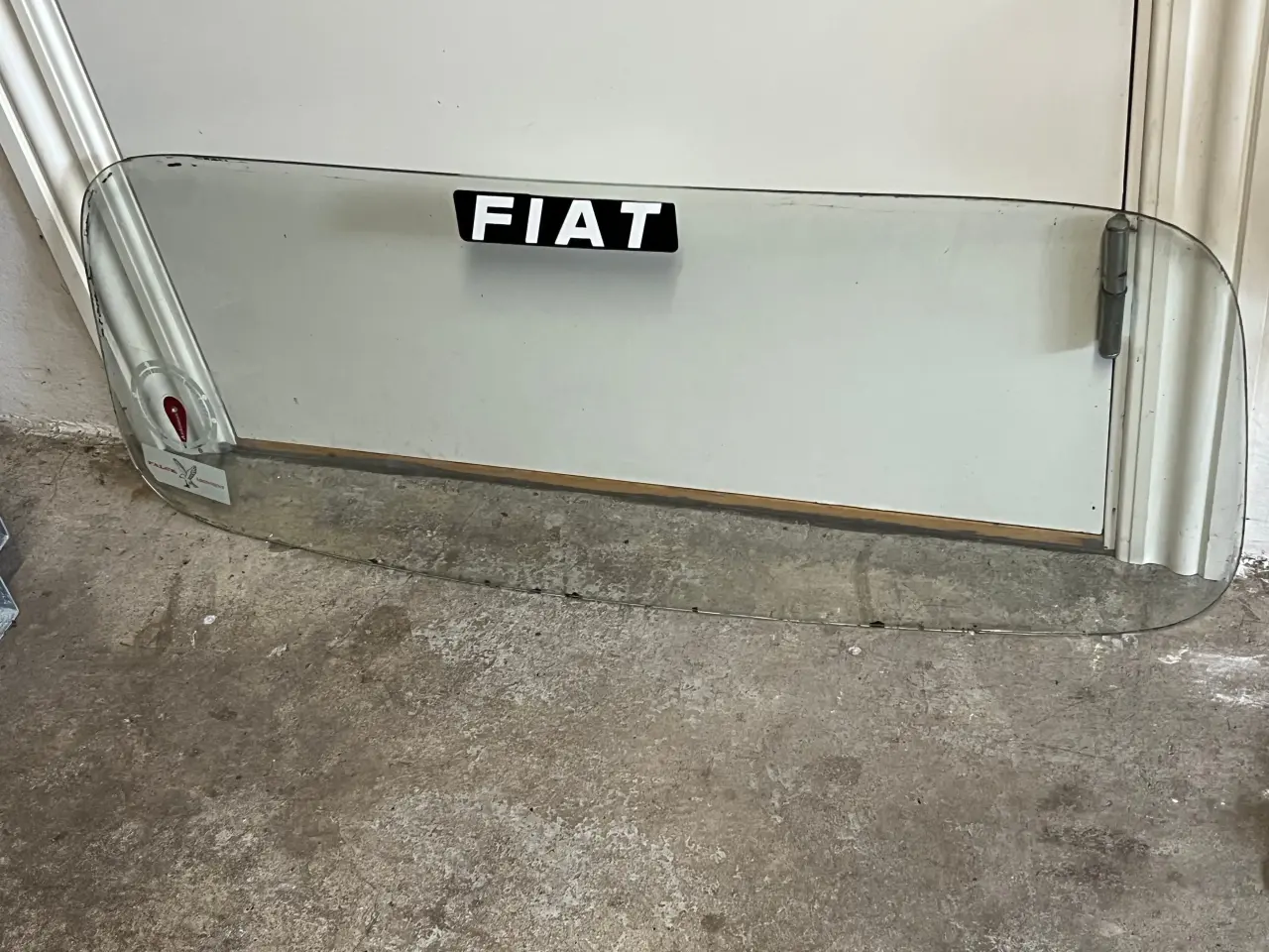 Billede 1 - For rude til Fiat 600 årgang 1966