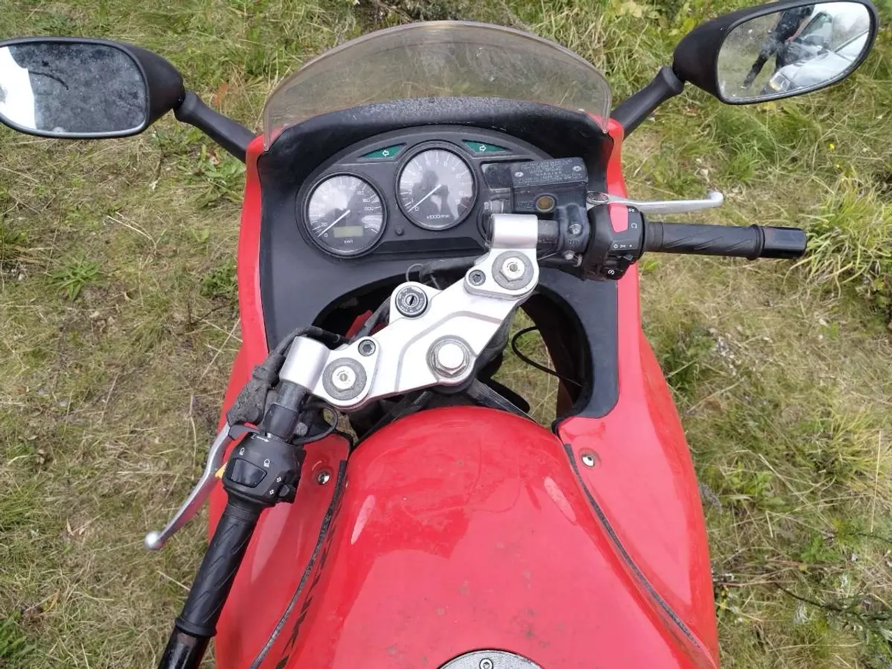Billede 4 - Suzuki GSX 600 motorcykel 