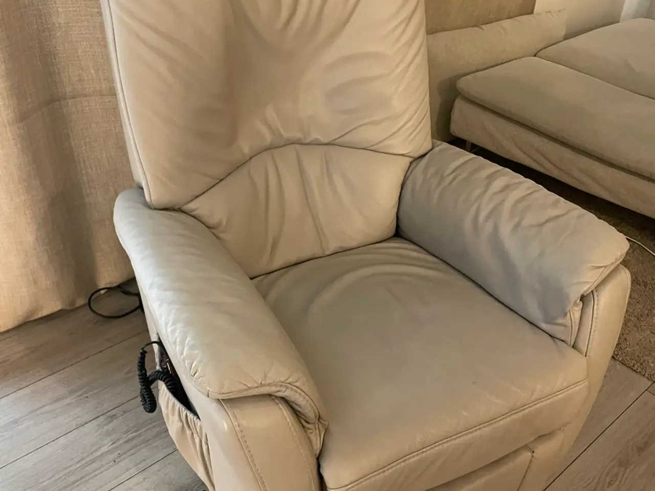 Billede 1 - Luksus Himolla Cumulus massagestol med varme