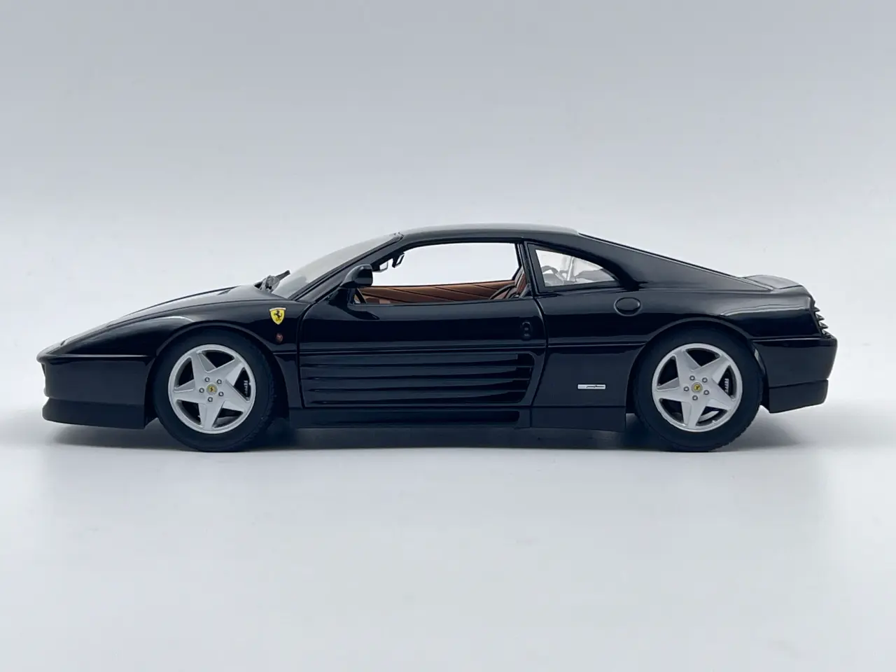 Billede 2 - 1991 Ferrari 348TB Sort / HotWheels - 1:18