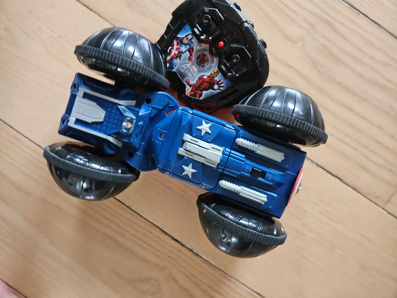 Billede 1 - Marvel Avengers RC Rollover Rumbler fjernstyret