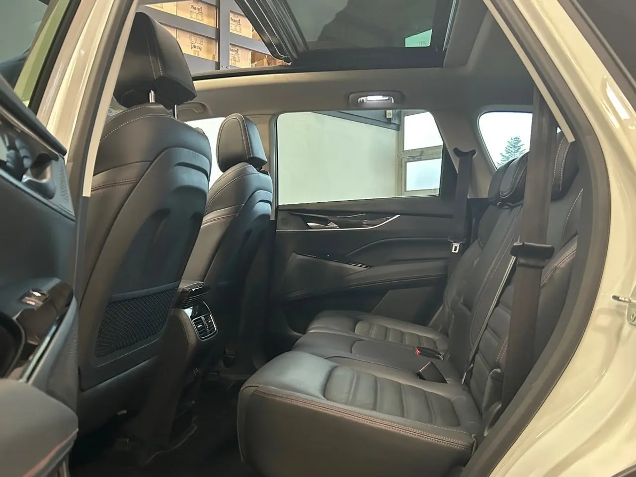 Billede 11 - Maxus Euniq6 70