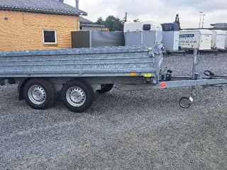 Demomodel NY Böckmann Tip-Trailer