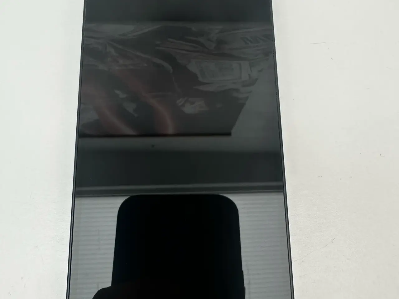 Billede 2 - iPhone 14 128GB sort(Meget godt stand, etui)