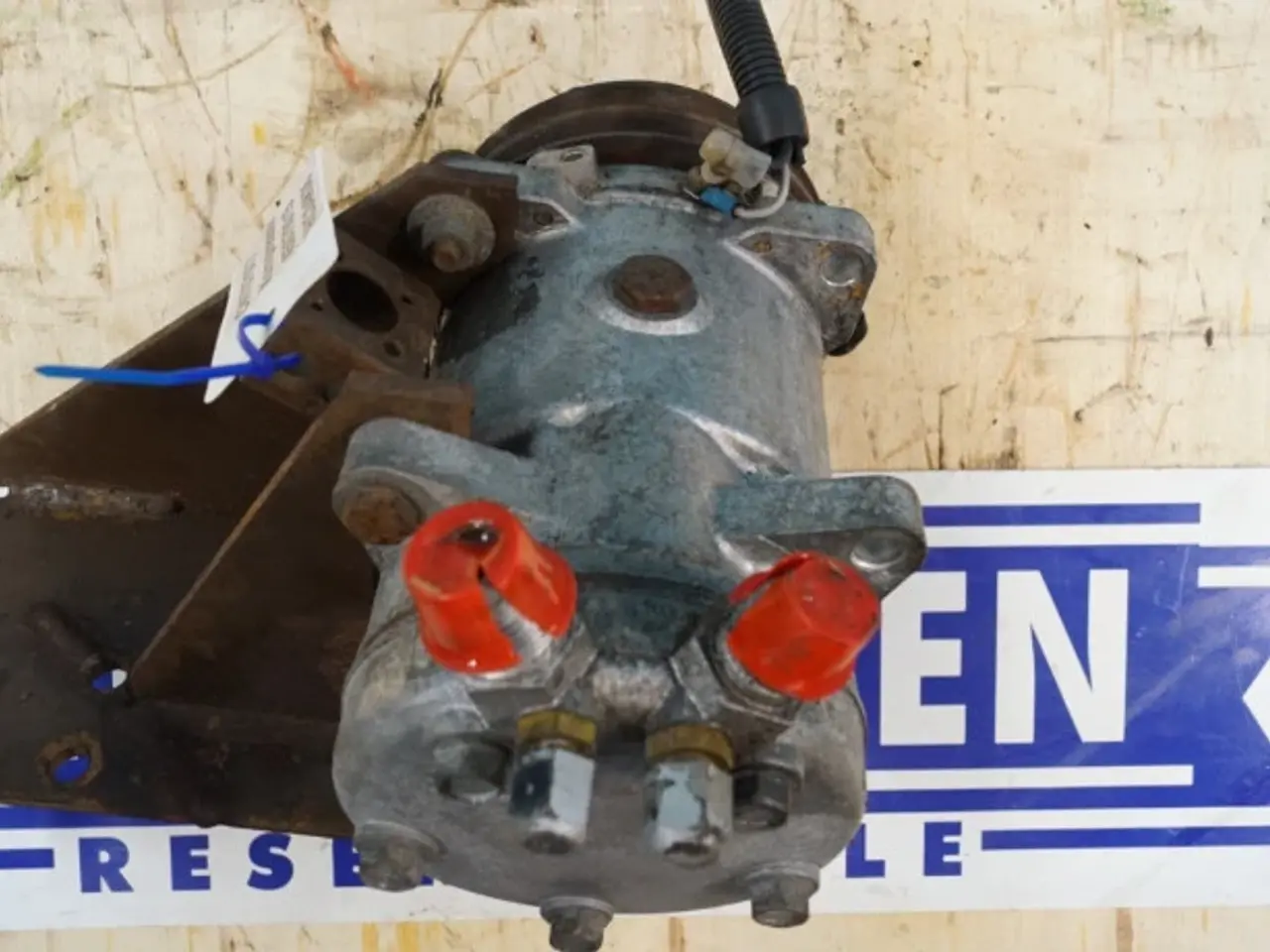 Billede 2 - Dronningborg D9000 A/C Kompressor 45070015
