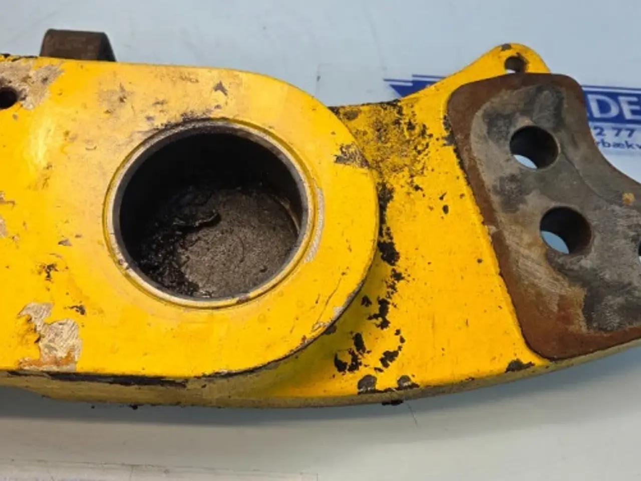 Billede 5 - New Holland LB115B Fastspændingsplade 85803617