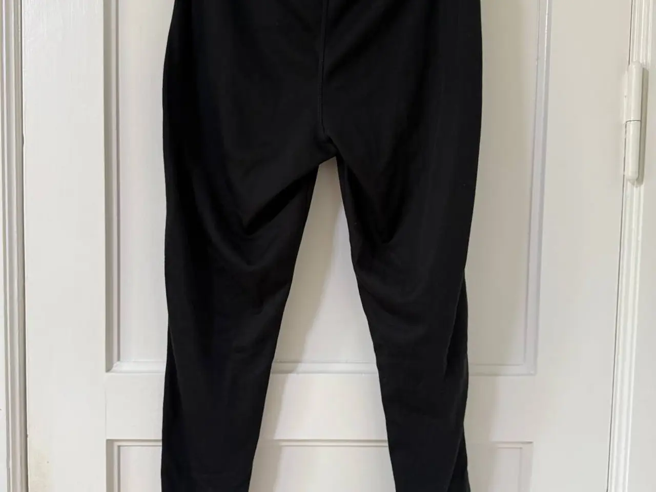 Billede 3 - Sorte Esmara dameleggings – Str. L – 35 kr