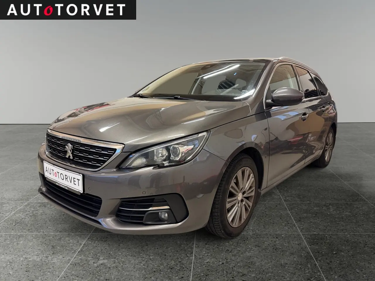 Billede 1 - Peugeot 308 1,6 BlueHDi 120 Selection Sky