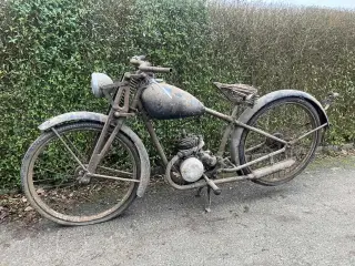 Jeg søger stumper til Hammel motorcykel