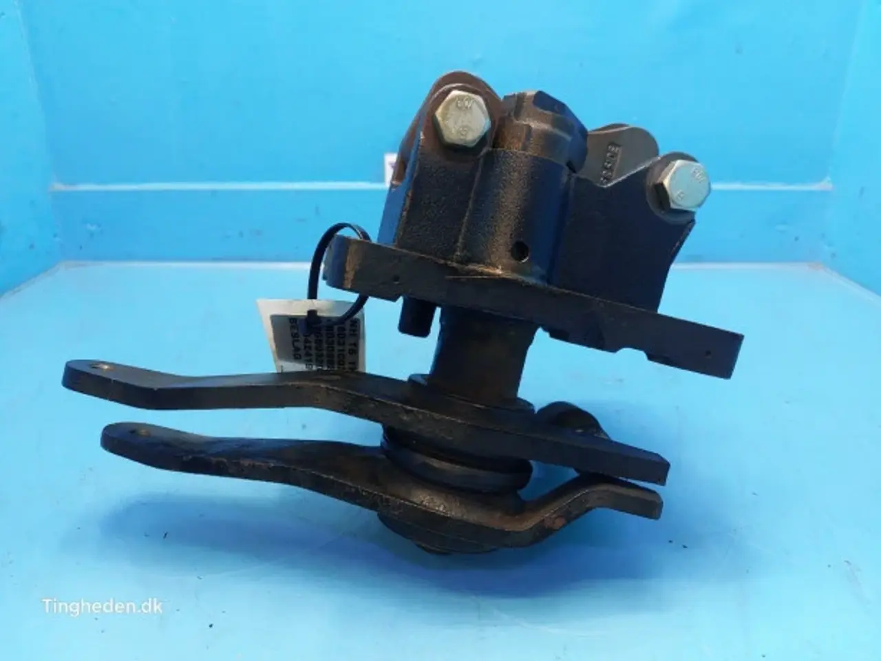 Billede 14 - New Holland T6 Beslag 48031003