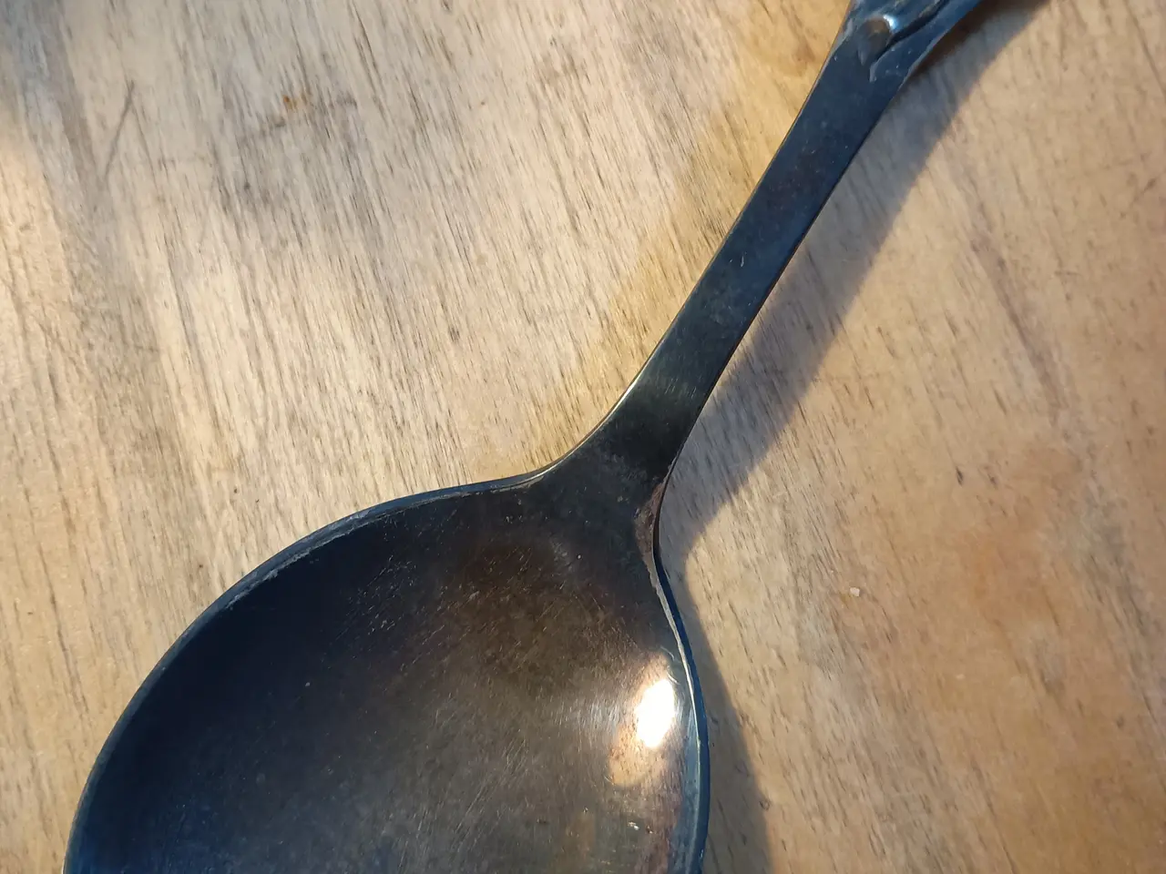Billede 1 - Fin gammel sølvske. Tretårnet.