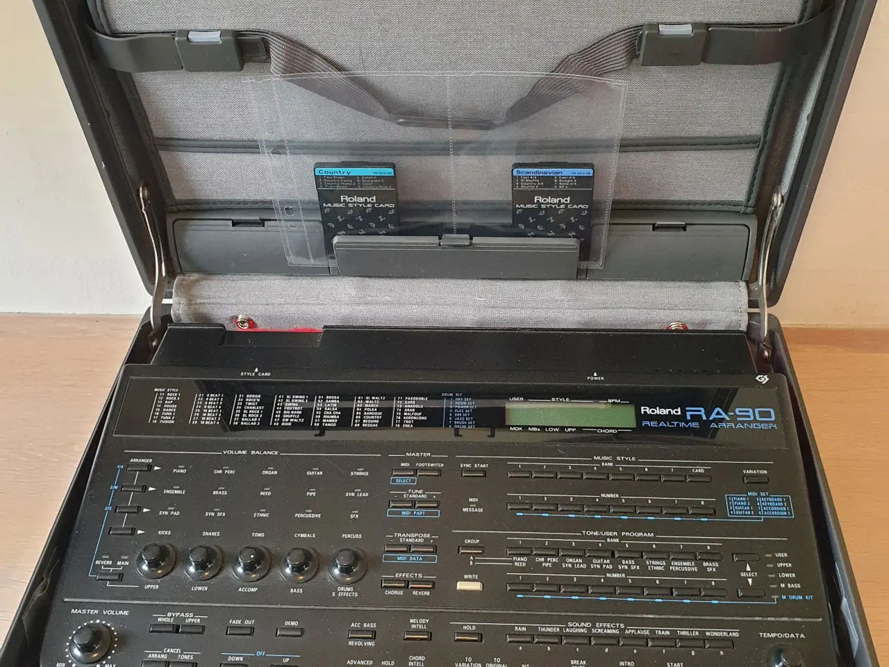 Billede 1 - Roland RA-90