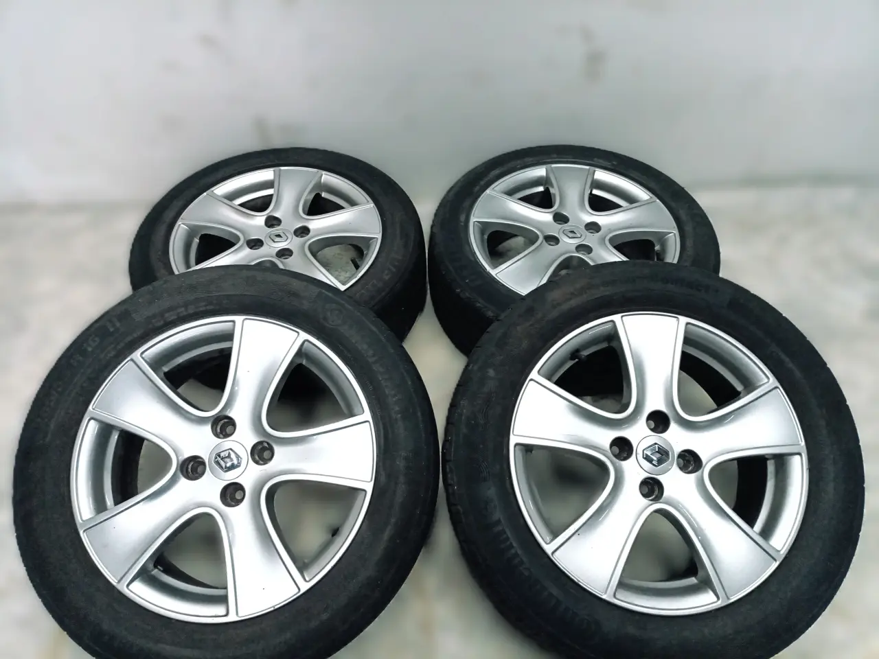 Billede 3 - 4x100 16" ET44 nav 60,1ø Renault sommersæt