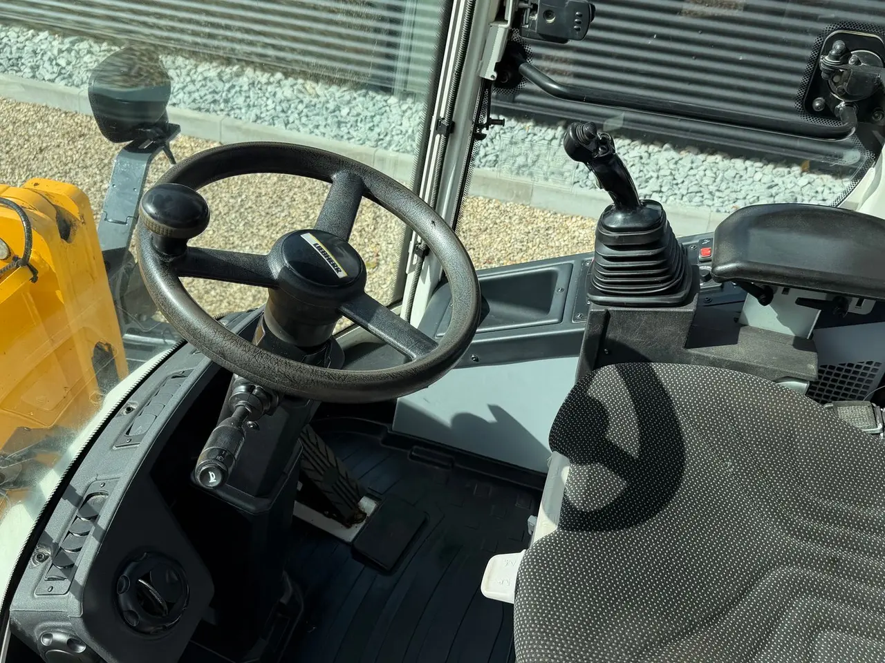Billede 16 - Liebherr 507 40 km/t + centralsmøring