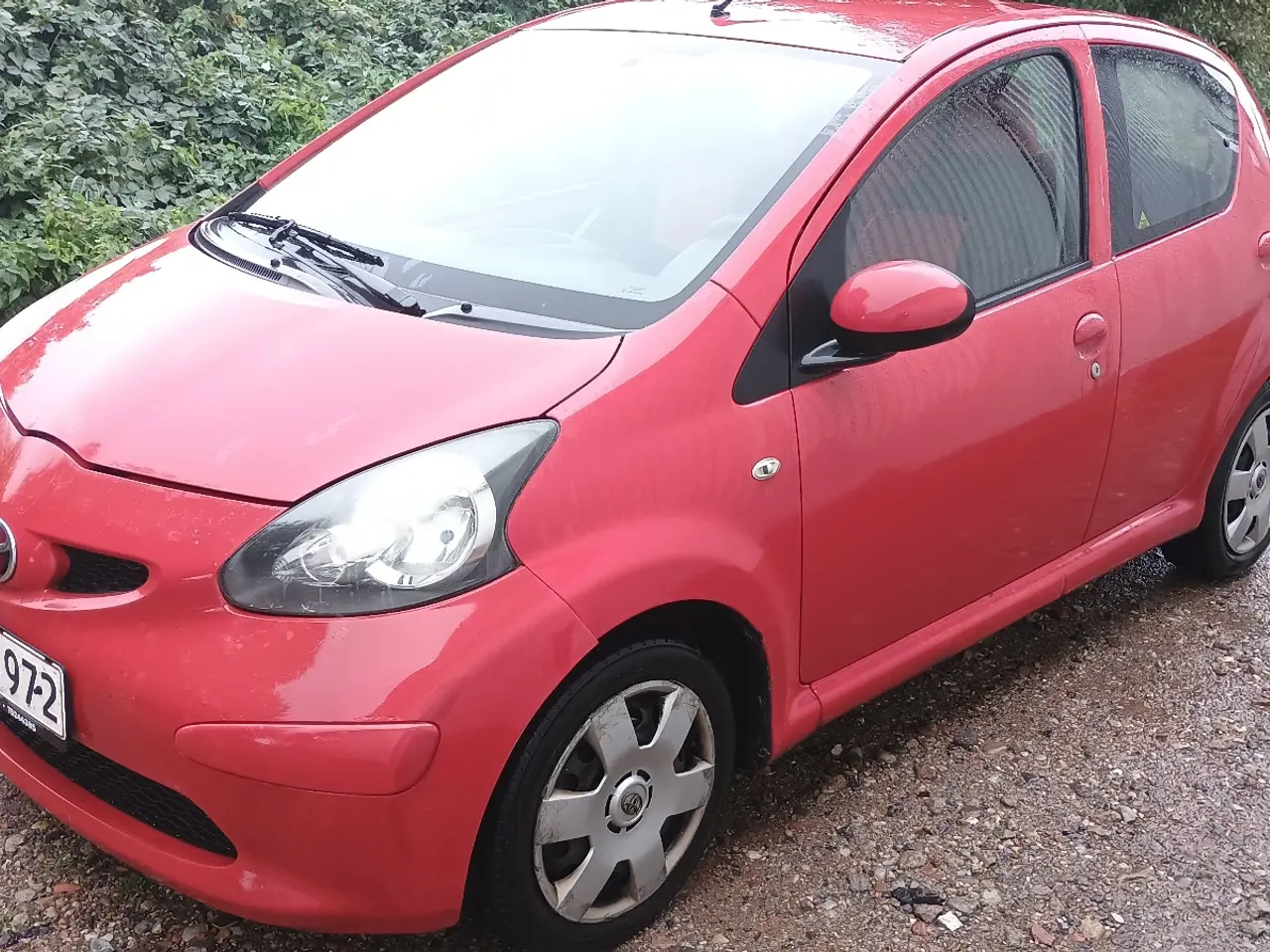 Billede 1 - Toyota Aygo med syn og nummerplader