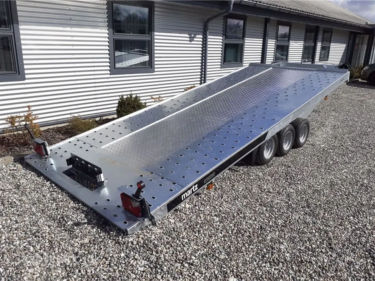 Billede 4 - 0 - Martz Autotrailer GT 480 3 akslet 3500 kg Top Professionel Autotrailer fra Martz med opkørsels vinkel på kun 11 grader til Skarp Pris