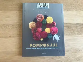 Pomponjul, Kranse, guirlander, engle og andre jule
