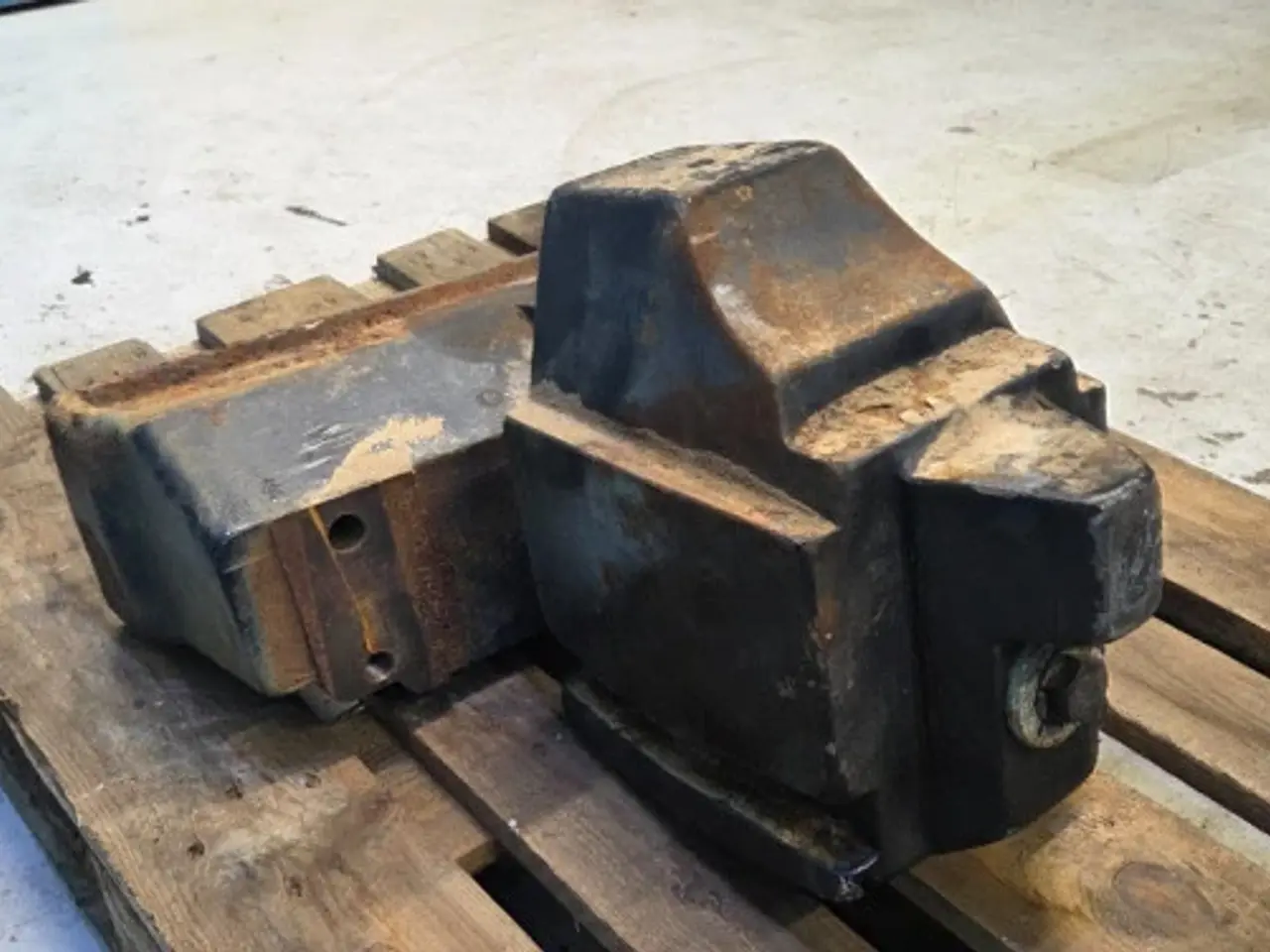 Billede 5 - Massey Ferguson 6260 Frontvægt Holder 3777687M5