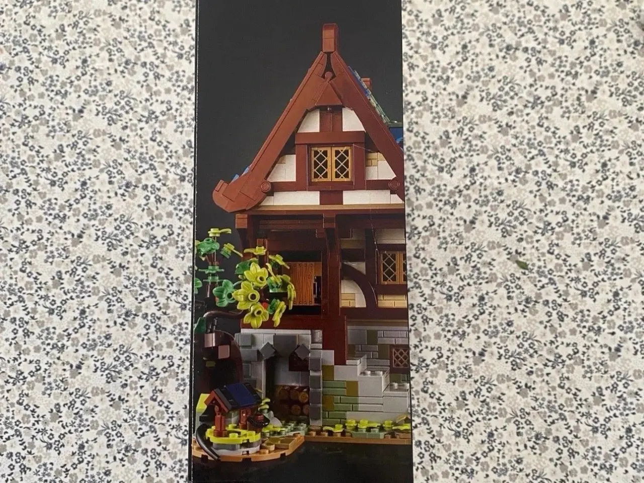 Billede 2 - LEGO Ideas Medieval Blacksmith Bygning Sæt