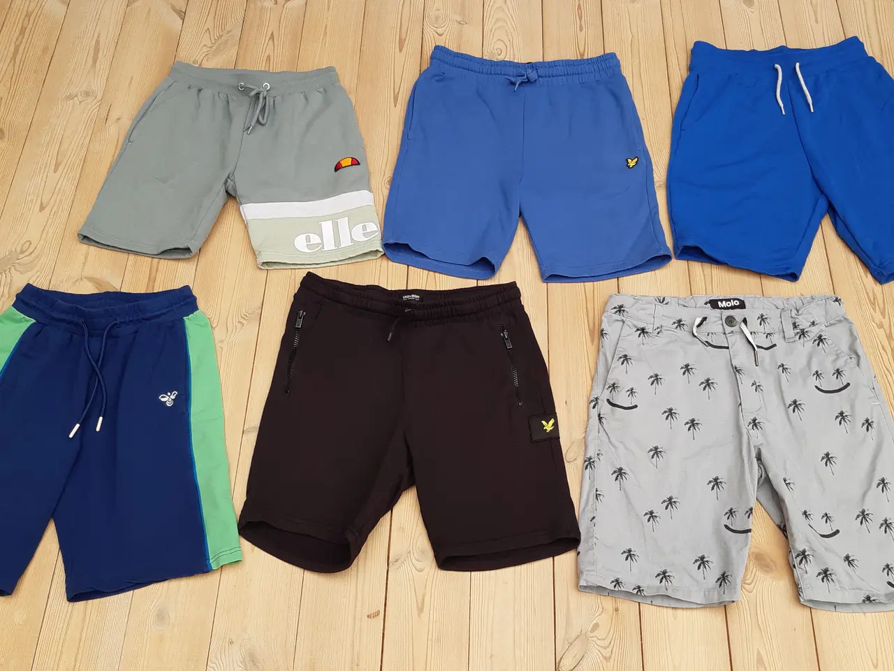 Billede 2 - STR 12 - 13 ÅR - 6 PAR SHORTS 250 KR