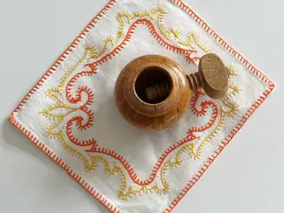 Gammel nøddeknækker