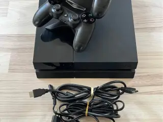 Playstation 4 Med 2 Controllere
