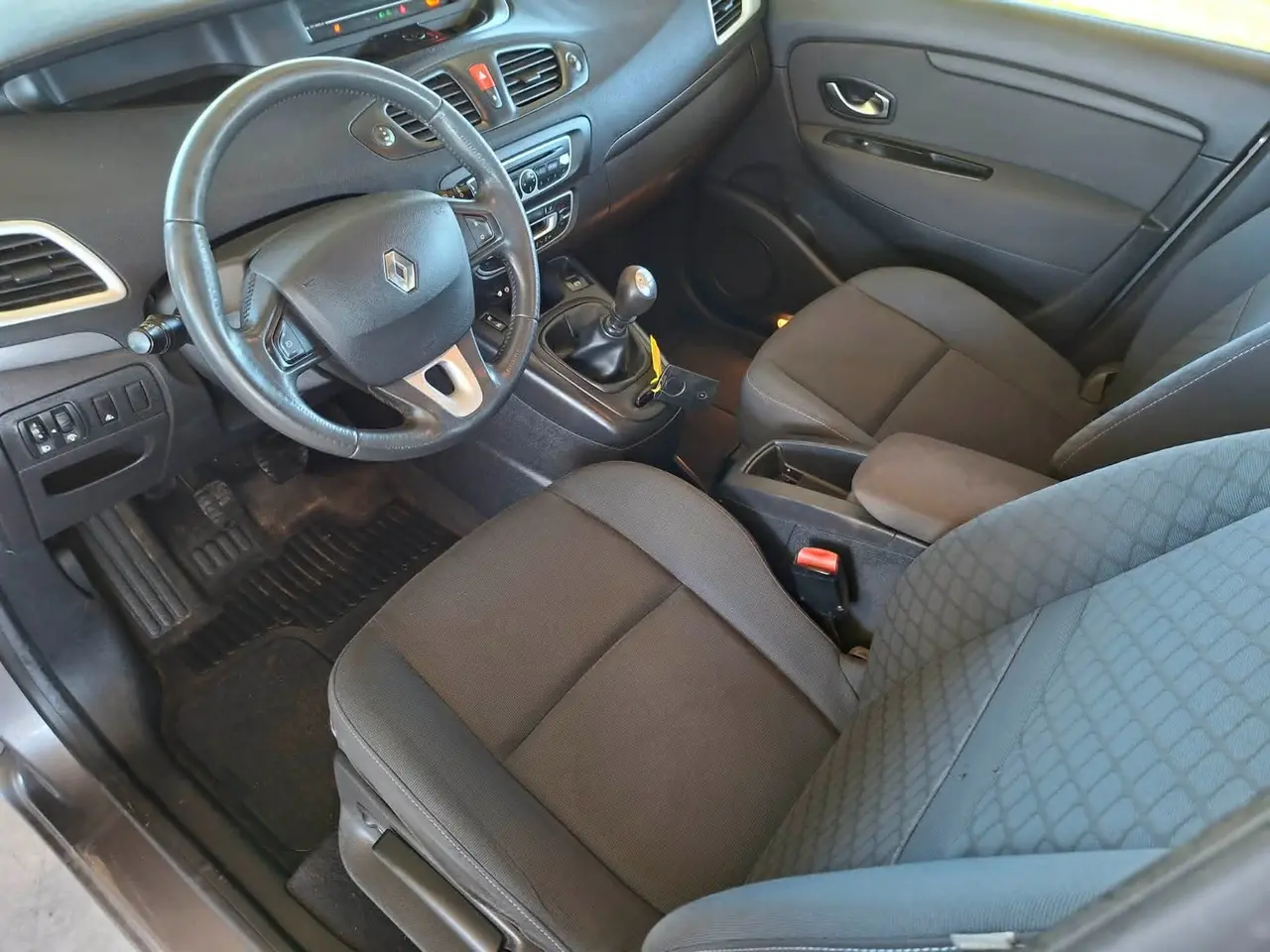 Billede 7 - Renault Grand Scenic III 1,9 dCi 130 Dynamique