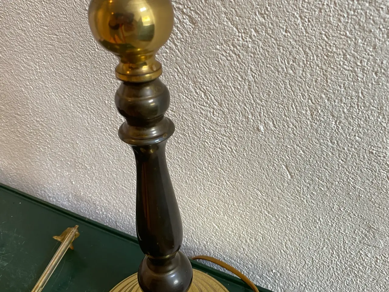 Billede 9 - Bordlampe messing look