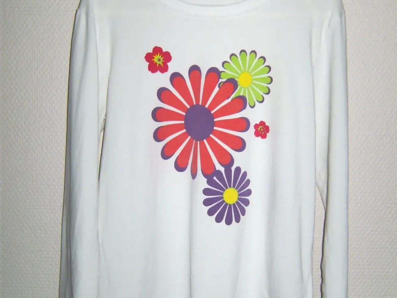 Billede 2 - Langærmet t-shirt.